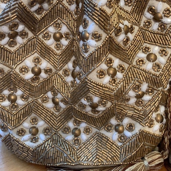 Sam Edelman Abela Beaded Bucket Bag - Picture 6 of 10